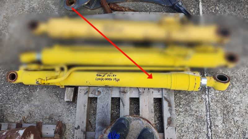 OmecoHub - KOMATSU PC240LC-6